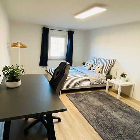 Xxl Ruhiges Sofa Freital Am Fluss Dresdenアパートメント エクステリア 写真